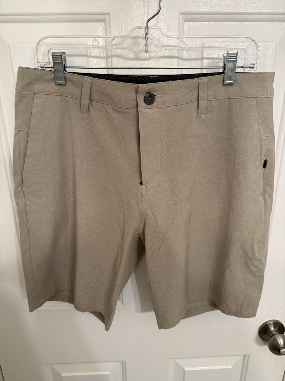 Vuori Men's Taupe Flat-Front Performance Shorts
